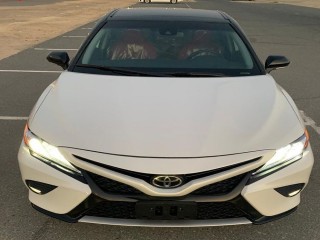 للبيع كامري XSE امريكي 2020