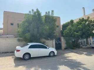للبيع بناية بمنطقة الراشدية 3 /عجمان