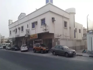 للبيع بناية سكنية تجارية في النعيمية/عجمان