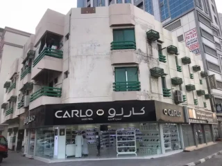 للبيع بناية في منطقة الراشدية 1/عجمان