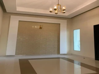  فيلا ضمن مجمع راقي للايجار في مدينة شخبوط 