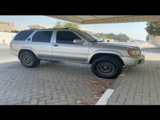 للبيع باثفندر موديل ٢٠٠٢