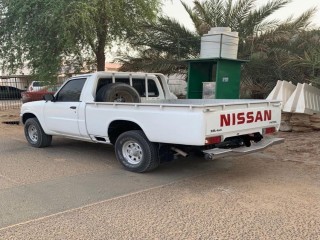للبيع نيسان بيك اب موديل 2003