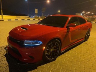للبيع دودج جارجر SRT8 2015
