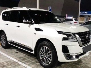 للبيع نيسان بلاتنيوم المكينه الكبيره