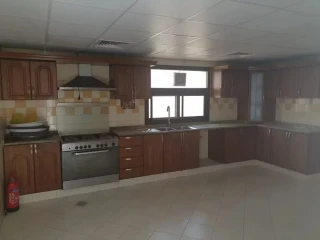 للإيجار فيلا بالسيوح3/الشارقة