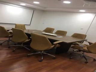 مكاتب للإيجار في الخالدية/أبوظبي