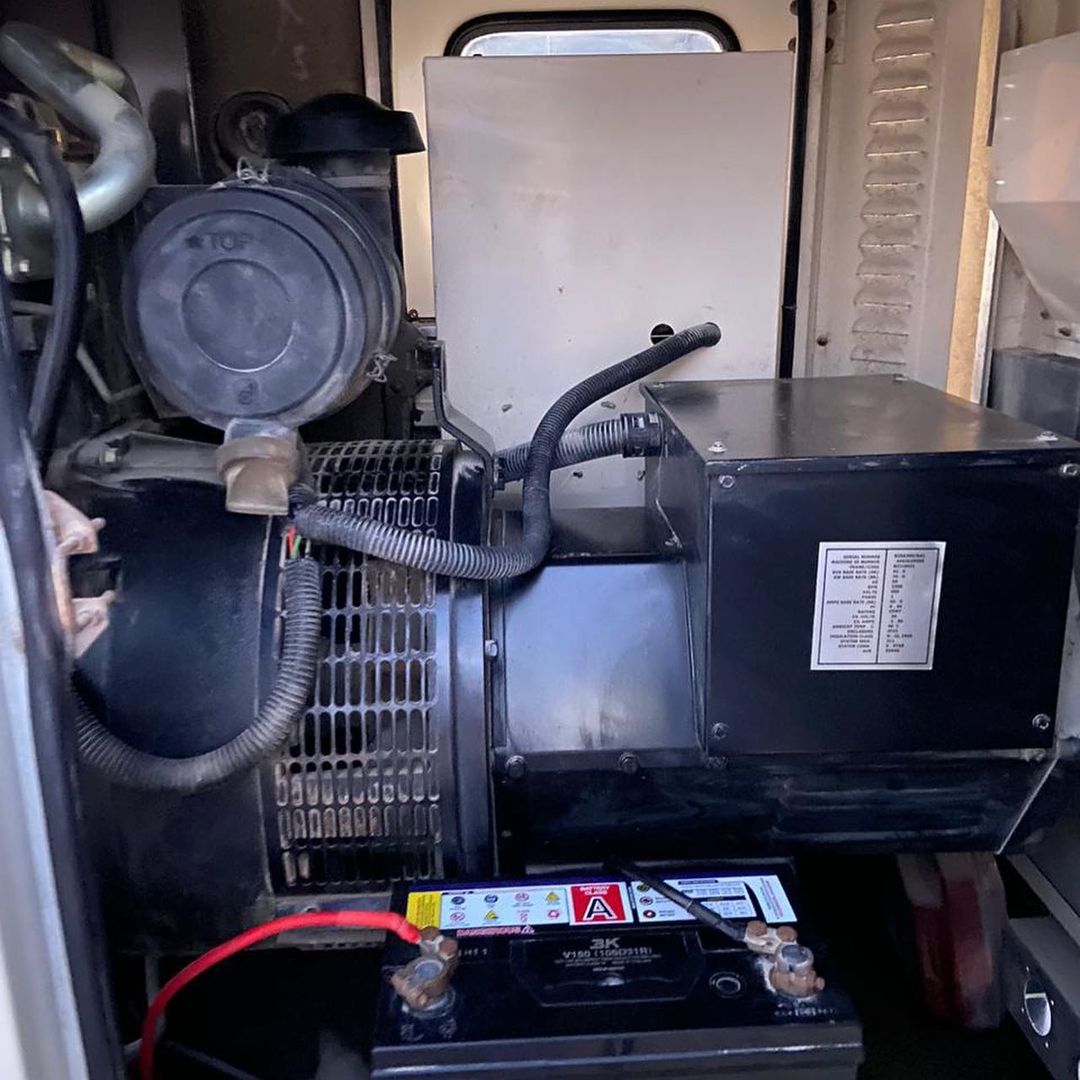 للبيع جنريتر بركنز اصلي45 KV