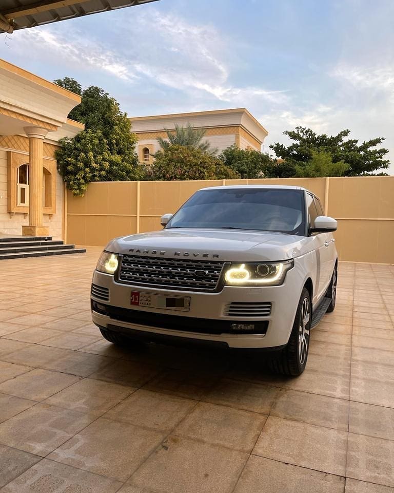 للبيع سبارة رنج روفر HSE خليجي موديل 2015