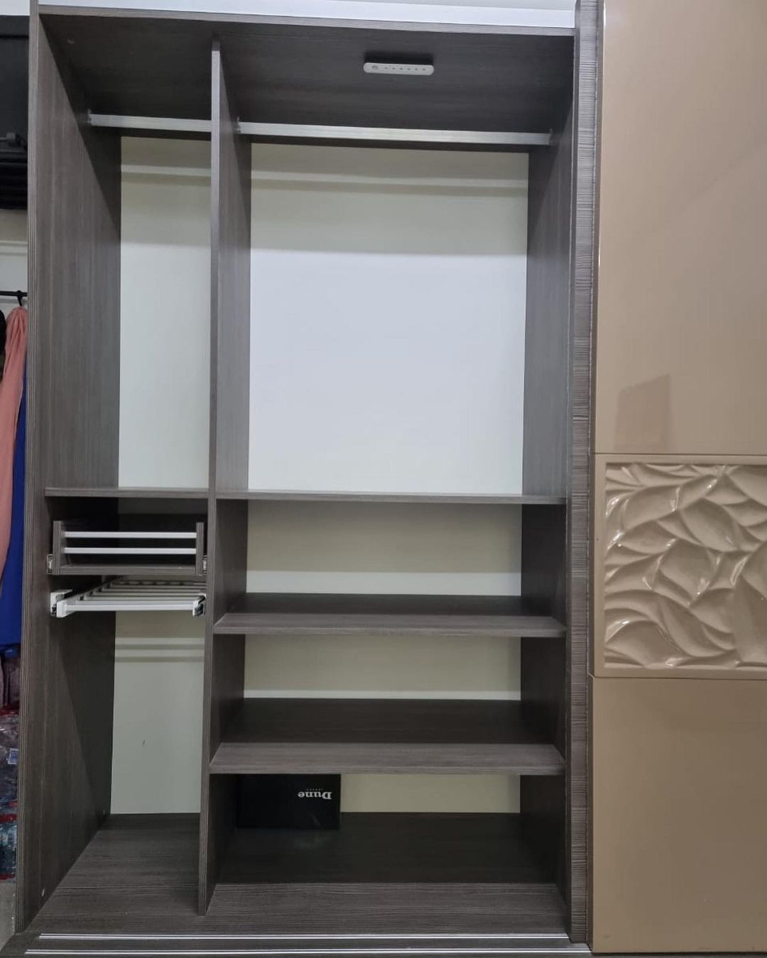 كبت سحاب .. slide woredrobe من panemirates ( حول الامارات للمفروشات ) 