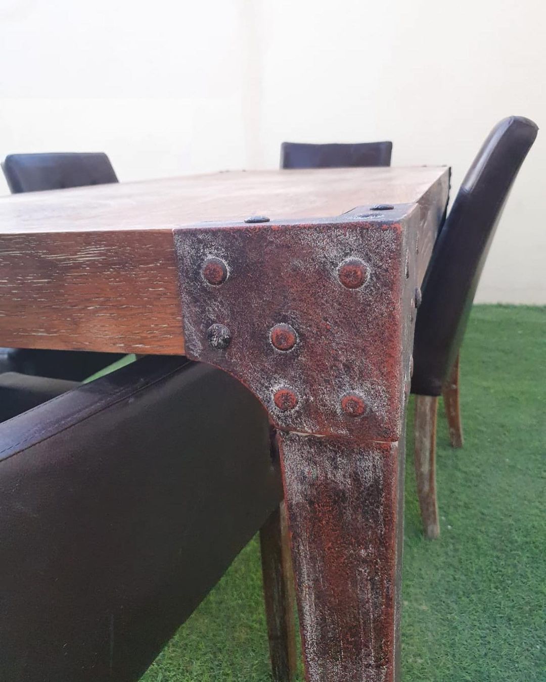 طاولة اكل بالكراسي من homecentre 