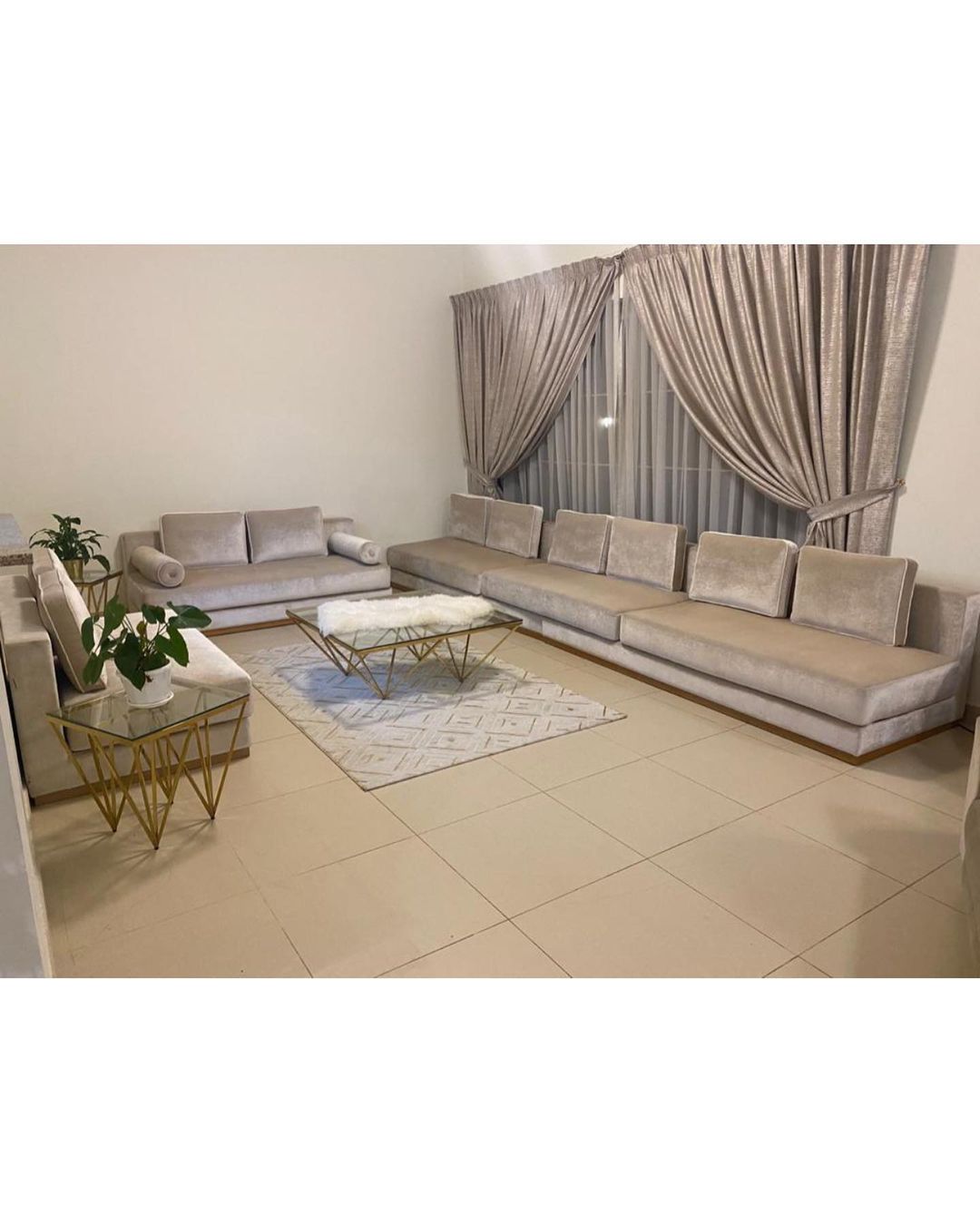 طقم كنب