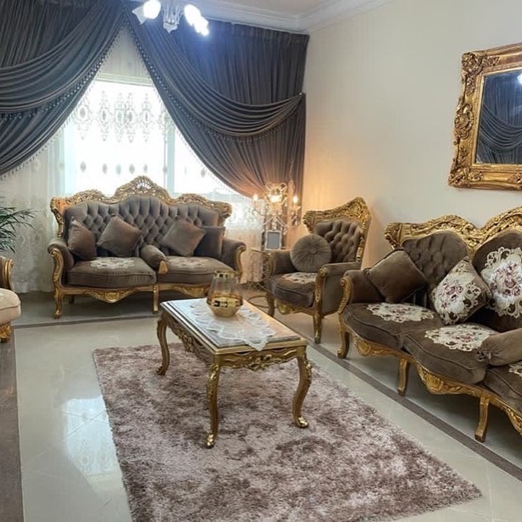 طقم كنب ل 7 اشخاص