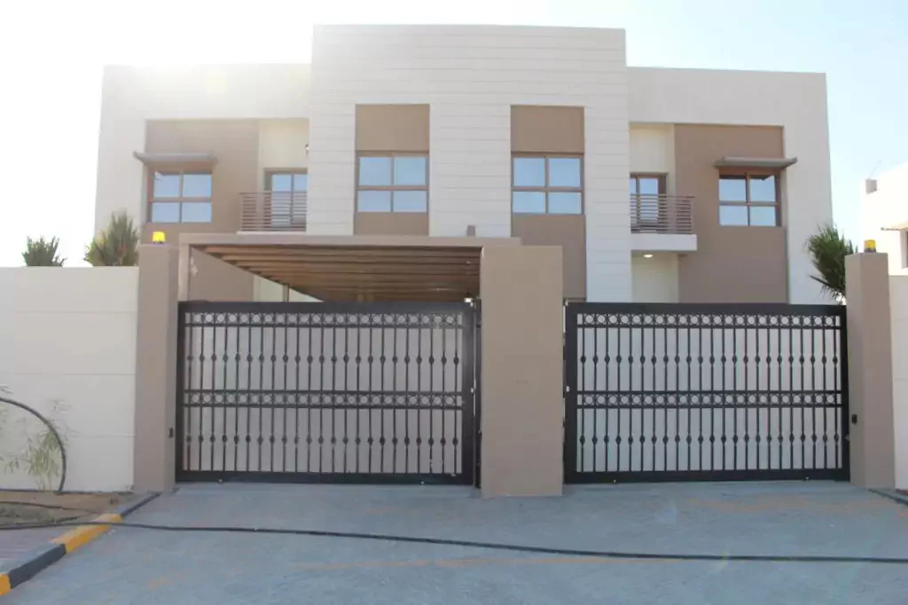 تملك فيلتك الجاهزة في الامارات الصناعية 