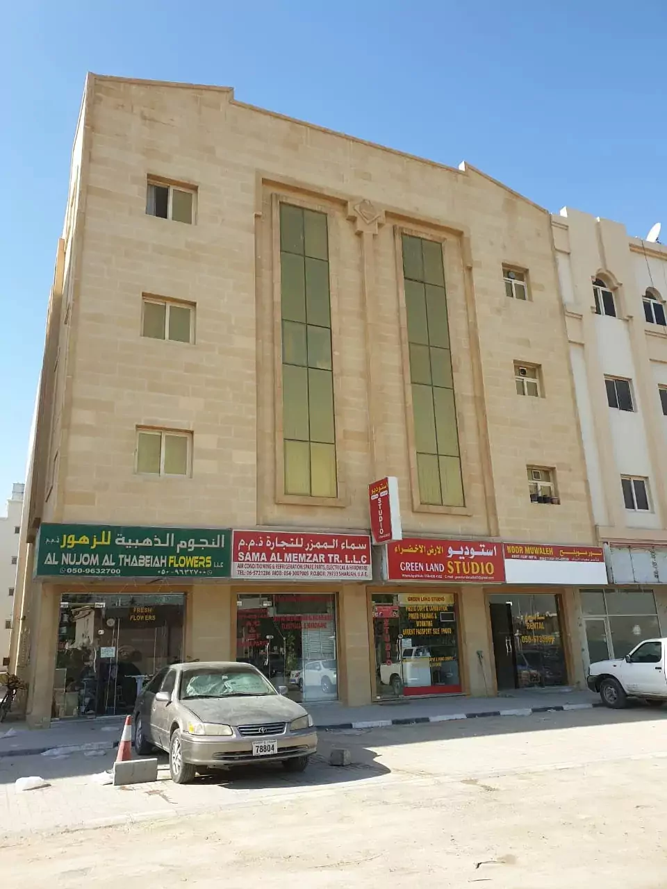 بناية للبيع في مويلح التجارية 