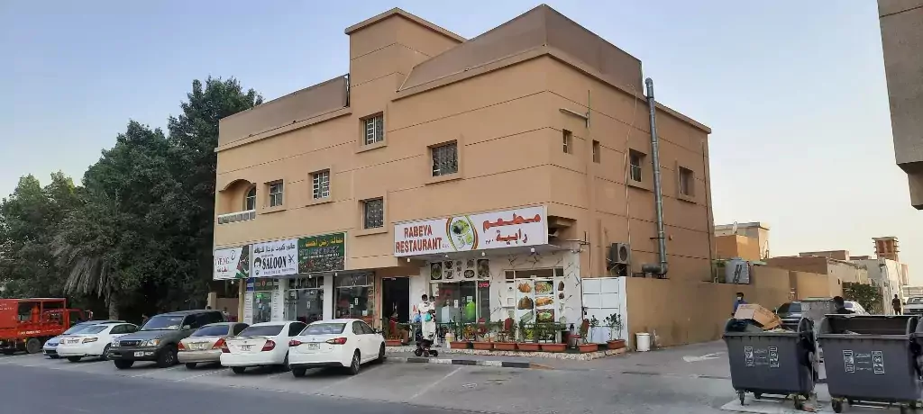 للبيع بناية في النعيمية