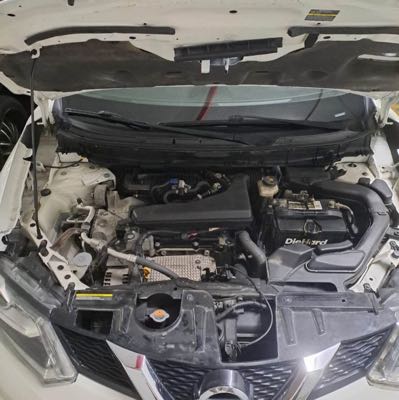 For sale Nissan Rogue full option America 2016 model  