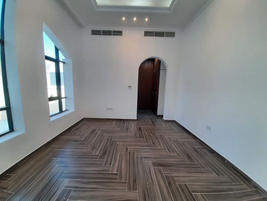 الشقه طابق اول 3 غرف على الموزع بمدينه الرياض جنوب الشامخة 