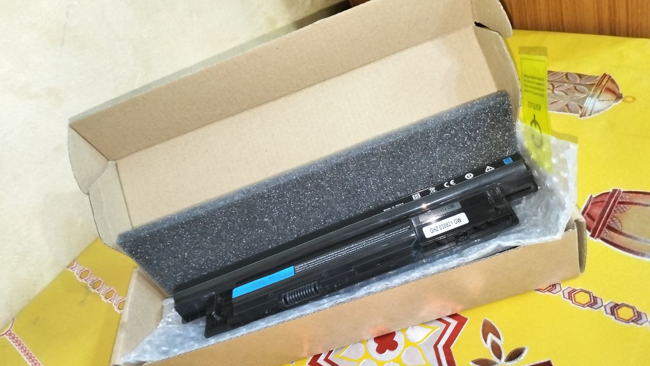   5 Laptops Bundle for Sale (Repair / Parts) + Accessories