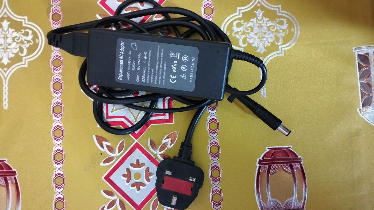   5 Laptops Bundle for Sale (Repair / Parts) + Accessories