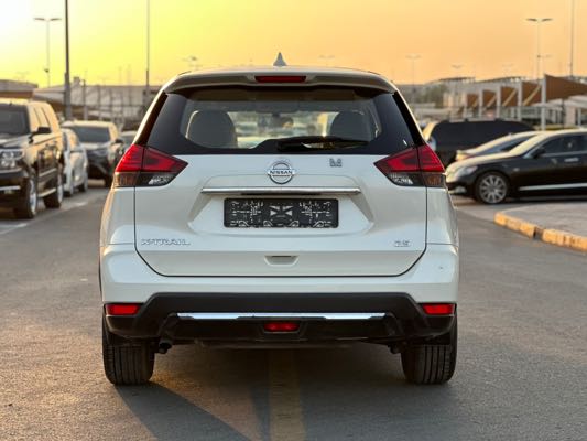 Nissan Xtraiنيسان اكستريلl
