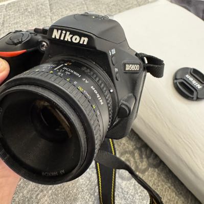 كاميرا نيكون موديل D5600